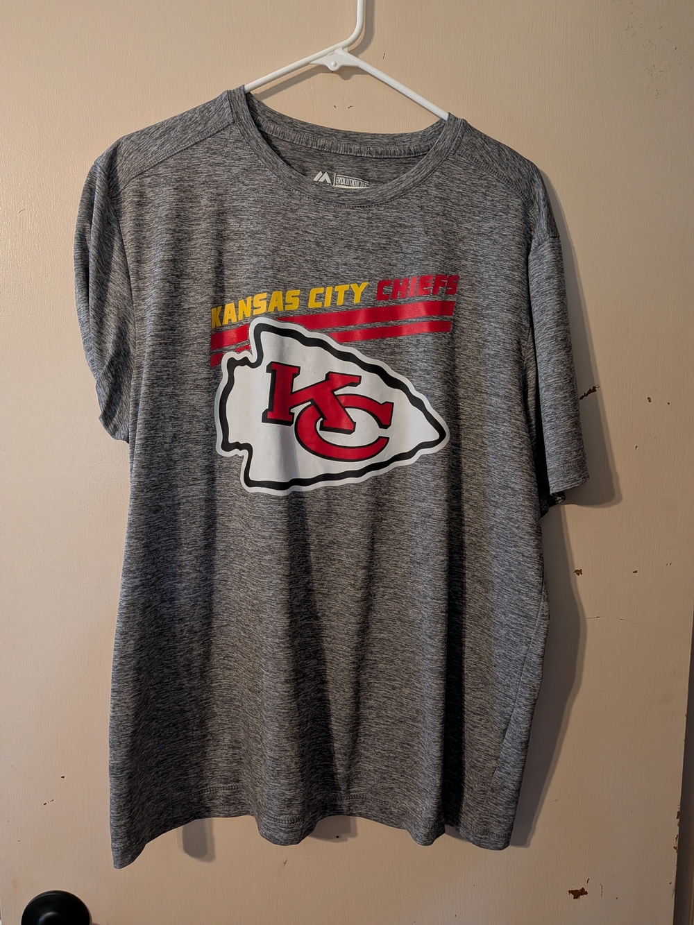 Kansas City Chiefs Gray Graphic Tee - Athletic Performance Shirt